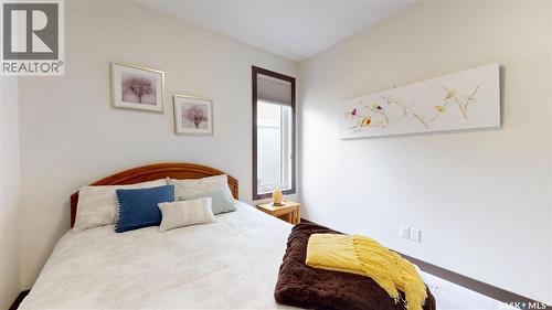 2098 Riverbend View, Regina, SK - Indoor Photo Showing Bedroom