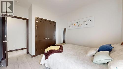 2098 Riverbend View, Regina, SK - Indoor Photo Showing Bedroom