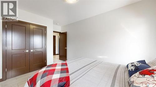 2098 Riverbend View, Regina, SK - Indoor Photo Showing Bedroom
