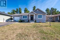 45 DUSTIN DRIVE Petawawa, ON K8H 0G3