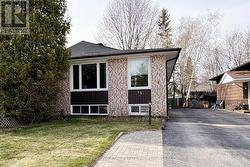 13 ROSEDALE COURT North Bay (Ferris), ON P1A 3W1