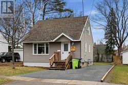 36 Crawford AVE Sault Ste. Marie, ON P6B 3A1