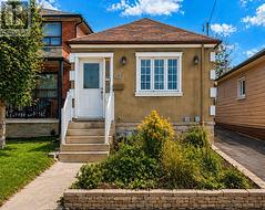 627 CALEDONIA ROAD Toronto, ON M6E 4V7