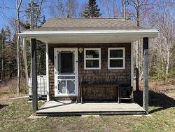 1925 Highway 215  Tennecape, NS B0N 2R0