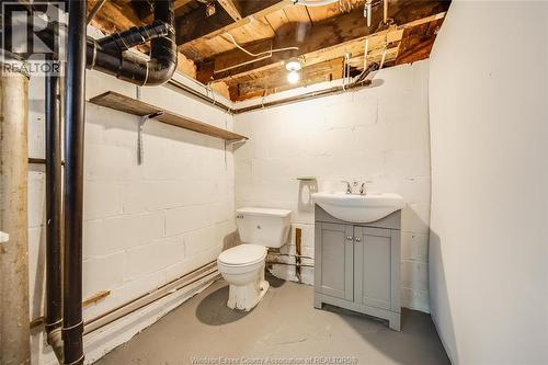 1046 Elsmere, Windsor, ON - Indoor
