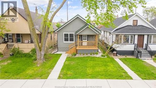 1046 Elsmere, Windsor, ON - Outdoor With Facade