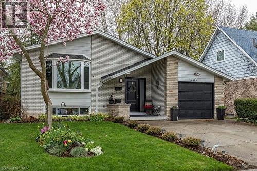 1345 Ester Drive, Burlington, ON - Outdoor