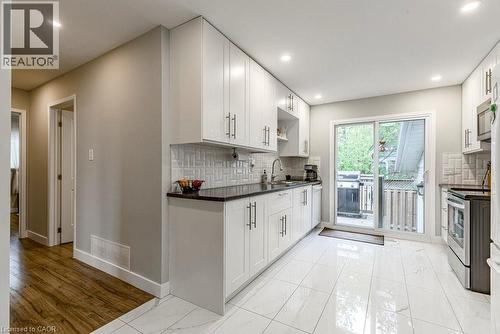 1345 Ester Drive, Burlington, ON - Indoor Photo Showing Kitchen