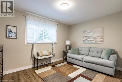 1345 Ester Drive, Burlington, ON - Indoor Photo Showing Living Room