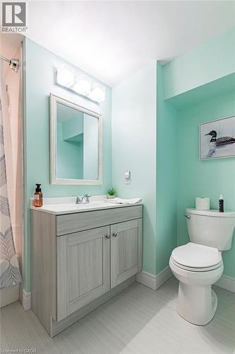 1345 Ester Drive, Burlington, ON - Indoor Photo Showing Bathroom
