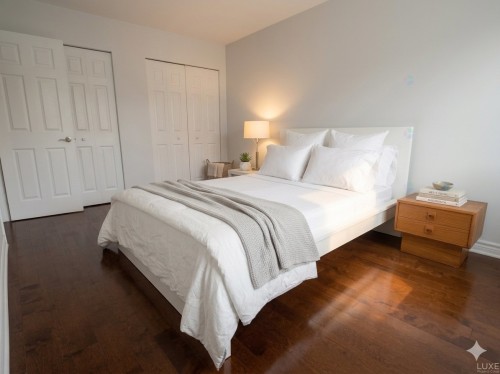 Bedroom - 3528 Av. Coloniale, Montréal (Le Plateau-Mont-Royal), QC - Indoor Photo Showing Bedroom