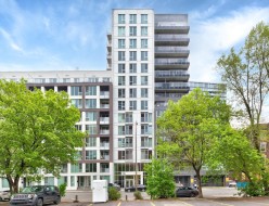 404-738 Rue St-Paul O. Montréal (Ville-Marie), QC H3C 0N5
