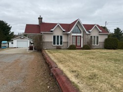 16 Rue de la Rivière  Latulipe-Et-Gaboury, QC J0Z 2N0