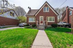 189 MARGARET AVENUE  Kitchener, ON N2H 4J1