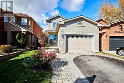 20 BRODIE COURT Clarington (Bowmanville), ON L1C 4Z2