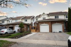 10 PIDDUCK STREET Clarington (Courtice), ON L1E 2W3