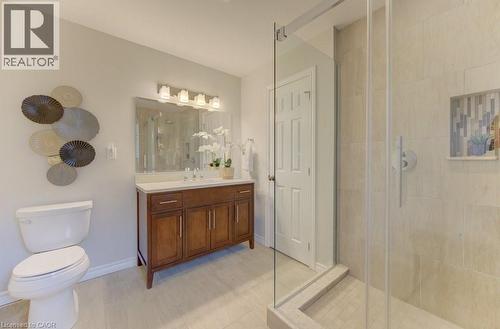 333 Calvington Place, Waterloo, ON - Indoor Photo Showing Bathroom