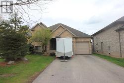 1873 KYLE COURT London North (North E), ON N6G 0A6