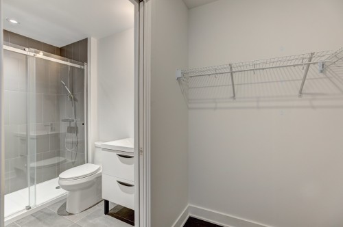 Salle de bains - 219-7227 Boul. Newman, Montréal (Lasalle), QC - Indoor
