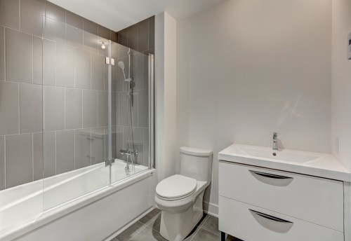 Salle de bains - 219-7227 Boul. Newman, Montréal (Lasalle), QC - Indoor Photo Showing Bathroom