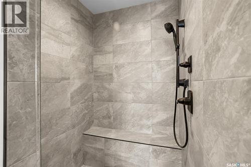 530 Dagnone Crescent, Saskatoon, SK - Indoor Photo Showing Bathroom