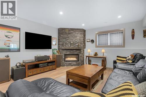 530 Dagnone Crescent, Saskatoon, SK - Indoor Photo Showing Living Room With Fireplace