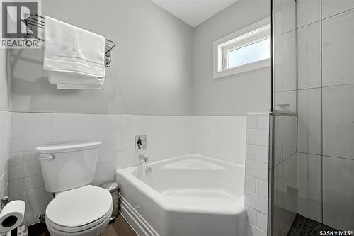 3330 Albert Street, Regina, SK - Indoor Photo Showing Bathroom