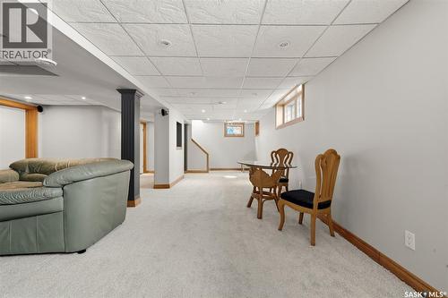 3330 Albert Street, Regina, SK - Indoor