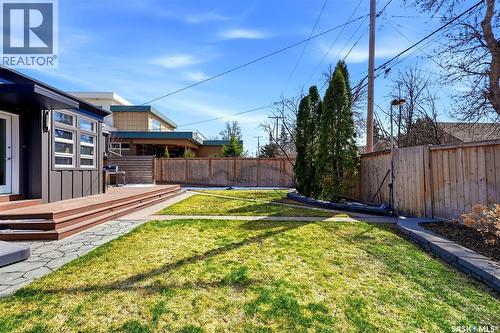 3330 Albert Street, Regina, SK - Outdoor