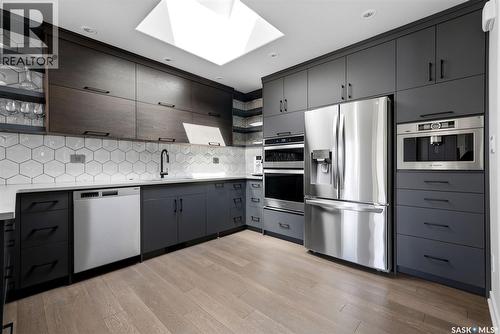 3330 Albert Street, Regina, SK - Indoor Photo Showing Kitchen With Upgraded Kitchen