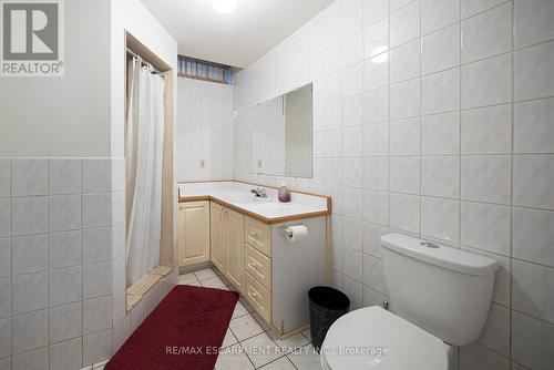 2057 Wincanton Crescent, Mississauga, ON - Indoor Photo Showing Bathroom