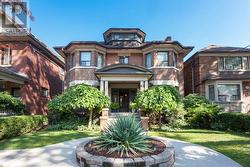 ENTIRE PROPERTY - 16 LAXTON AVENUE Toronto, ON M6K 1K9