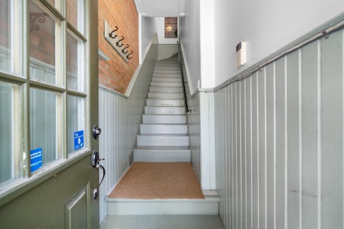 Entry - 2021 Rue De Bullion, Montréal (Ville-Marie), QC - Indoor Photo Showing Other Room