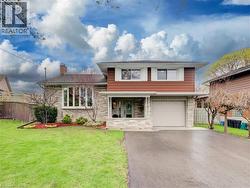 46 PEACHWOOD Court  Kitchener, ON N2B 1S6