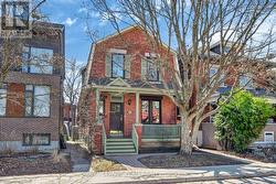 140 AYLMER AVENUE SW  Ottawa, ON K1S 2Y2