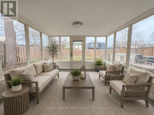 Solarium, virtually staged - 84 Riverdale Avenue, Ottawa, ON - Indoor Photo Showing Living Room