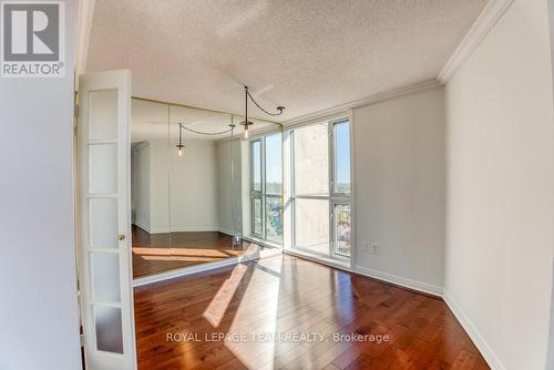 2201 - 1025 Richmond Road, Ottawa, ON - Indoor Photo Showing Other Room