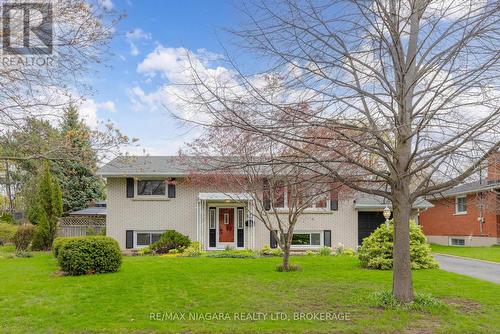 28 VIKING DRIVE  St. Catharines (Bunting/Linwell), ON L2M 2V3