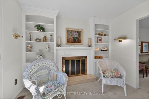 126 Forest Hill Crescent, Hamilton, ON - Indoor With Fireplace
