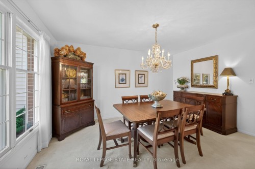 126 Forest Hill Crescent, Hamilton, ON - Indoor Photo Showing Dining Room