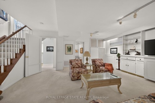 126 Forest Hill Crescent, Hamilton, ON - Indoor Photo Showing Other Room