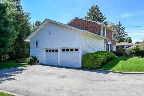 126 Forest Hill Crescent, Hamilton, ON - Outdoor