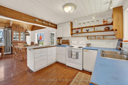 796343 3Rd Line E, Mulmur, ON - Indoor Photo Showing Kitchen With Double Sink