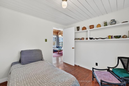 796343 3Rd Line E, Mulmur, ON - Indoor Photo Showing Bedroom