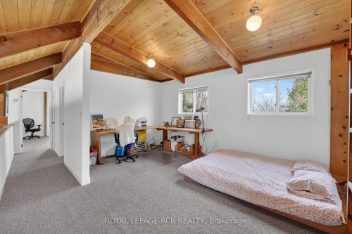 796343 3Rd Line E, Mulmur, ON - Indoor Photo Showing Bedroom