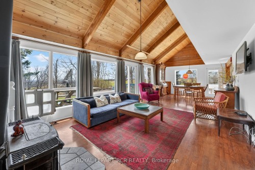 796343 3Rd Line E, Mulmur, ON - Indoor Photo Showing Living Room