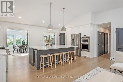 564 Maplehill Drive, Burlington, ON - Indoor