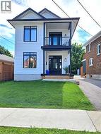 153 WENTWORTH Avenue Unit# A Kitchener, ON N2M 3S3