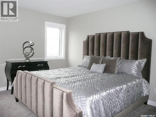 535 Traeger Manor, Saskatoon, SK - Indoor Photo Showing Bedroom