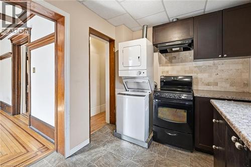 81 Carrick Avenue, Hamilton, ON - Indoor